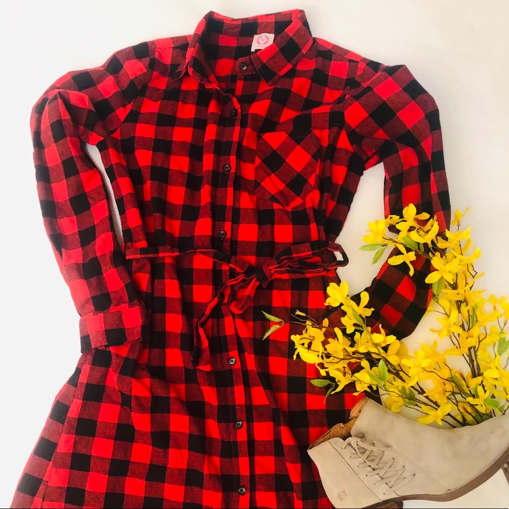 Plaid Shirtdress in Black and Red